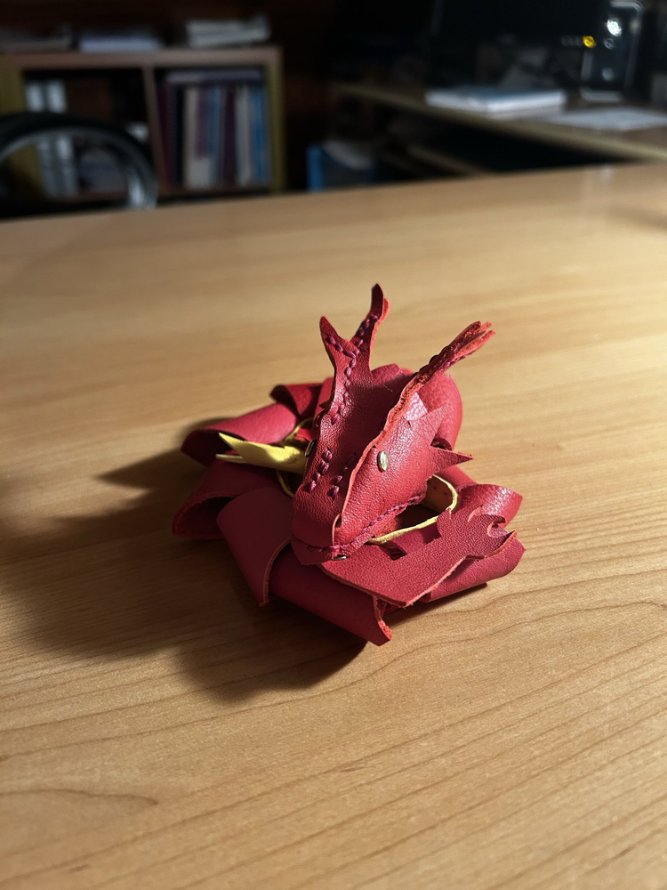Articulated dragon